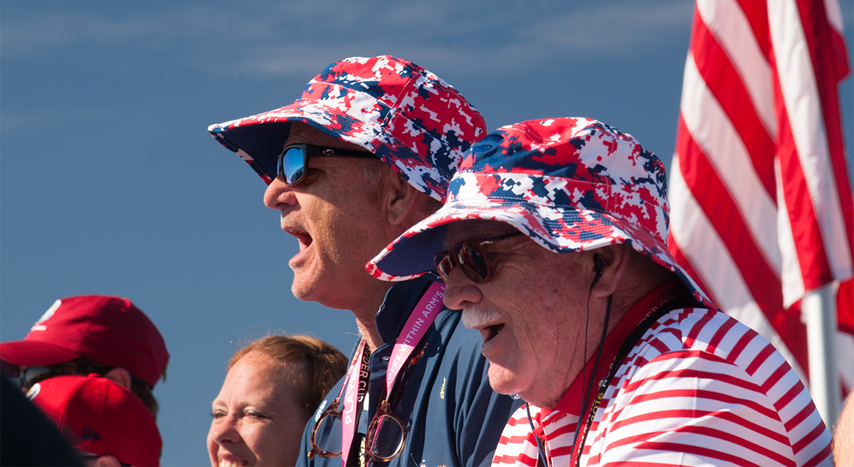 Bill Murray Chanting for the Win at the 2016 Ryder Cup